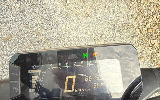 Gebrauchtmotorrad Honda CB 125 - Bild 2