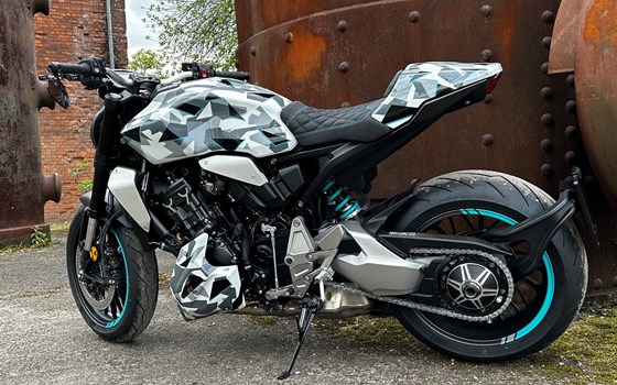 Gebrauchtmotorrad Honda CB 1000 R - Bild 6