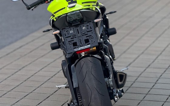 Gebrauchtmotorrad Triumph Street Triple 765 Moto2 Edition - Bild 10