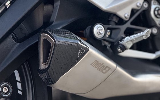Gebrauchtmotorrad Triumph Street Triple 765 Moto2 Edition - Bild 5