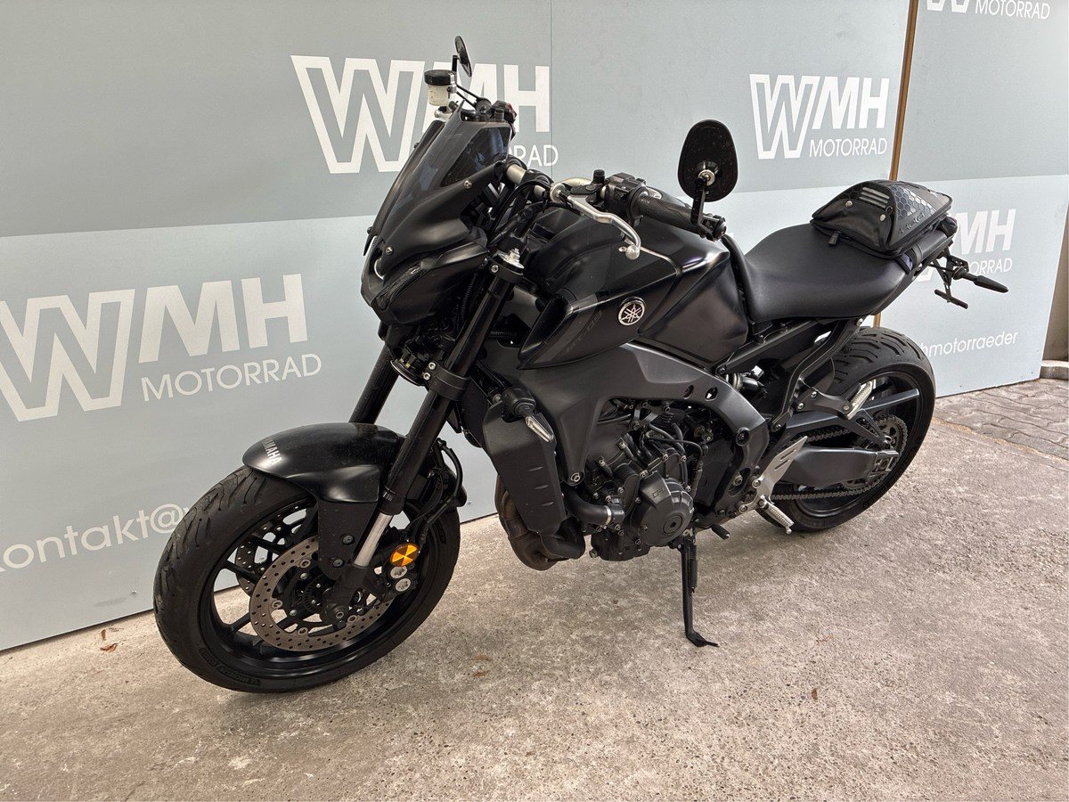 Yamaha MT-09 