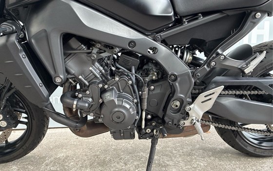 Gebrauchtmotorrad Yamaha MT-09 - Bild 1