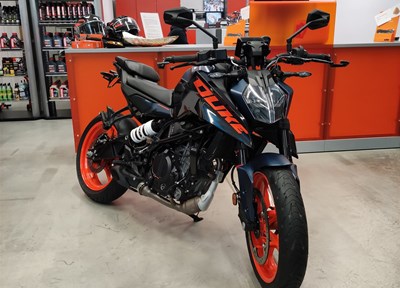 GEBRAUCHTFAHRZEUG KTM 125 Duke