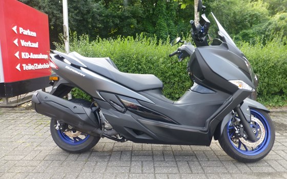Gebrauchtmotorrad Suzuki Burgman 400 - Bild 6