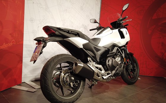 Gebrauchtmotorrad Honda NC750X DCT - Bild 3