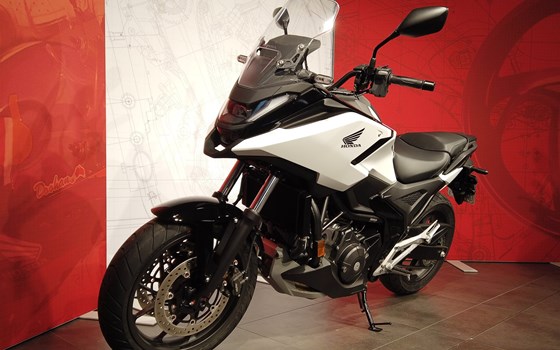 Gebrauchtmotorrad Honda NC750X DCT - Bild 5