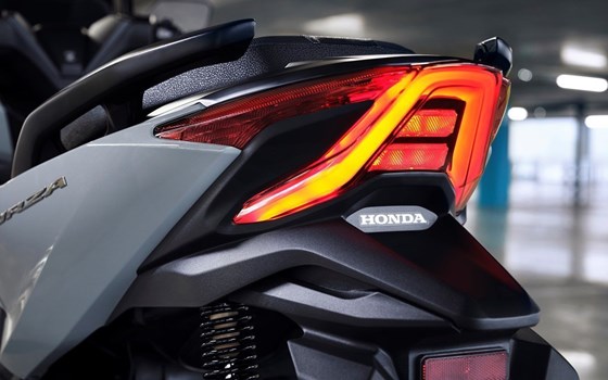 Gebrauchtmotorrad Honda Forza 125 - Bild 5