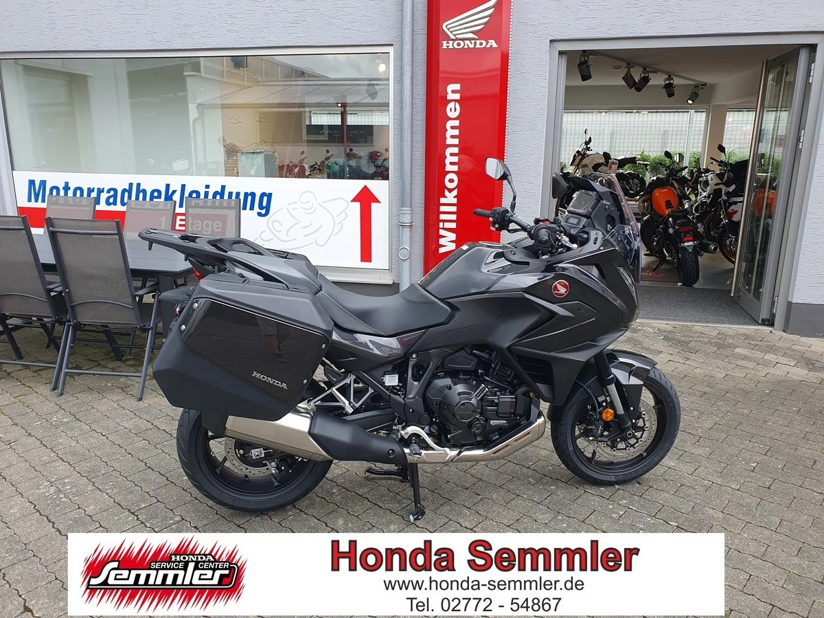 Honda NT1100