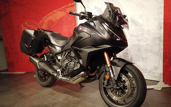 Gebrauchtmotorrad Honda NT1100 DCT Electronic Suspension - Bild 2