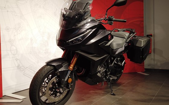 Gebrauchtmotorrad Honda NT1100 DCT Electronic Suspension - Bild 5