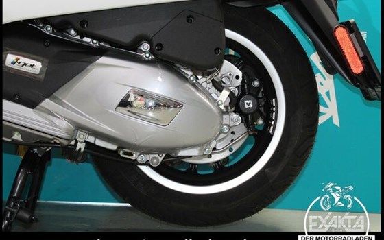 Neufahrzeug Vespa GTS 125 Super - Bild 23