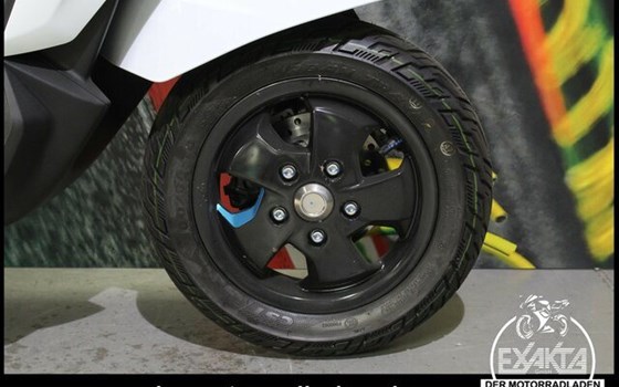 Neufahrzeug Piaggio 1 + - Bild 21