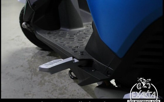 Neufahrzeug Piaggio 1 + - Bild 26