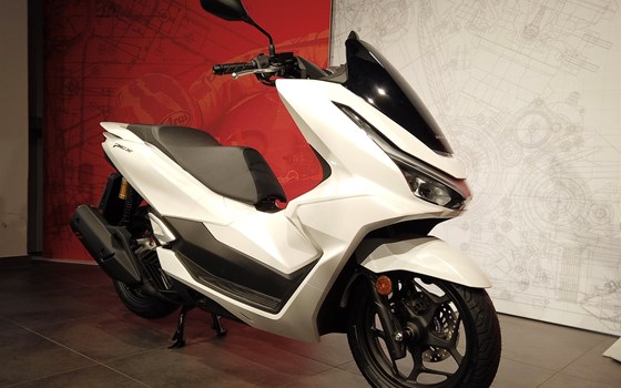 Gebrauchtmotorrad Honda PCX125 - Bild 2