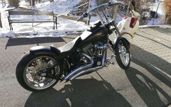 Gebrauchtmotorrad Harley-Davidson Softail Custom FXSTC - Bild 2