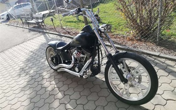 Gebrauchtmotorrad Harley-Davidson Softail Custom FXSTC - Bild 4