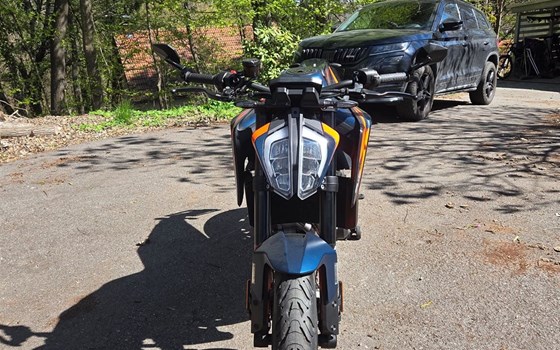 Gebrauchtmotorrad KTM 890 Duke R - Bild 2
