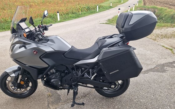 Gebrauchtmotorrad Honda NT1100 DCT - Bild 3