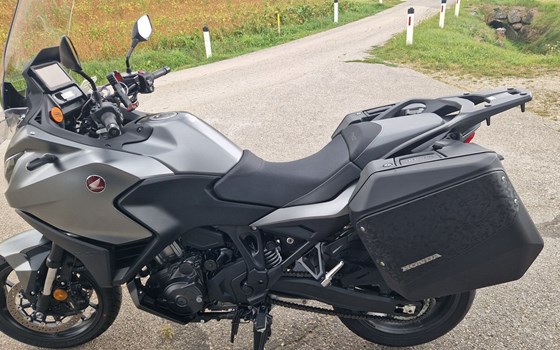 Gebrauchtmotorrad Honda NT1100 DCT - Bild 4