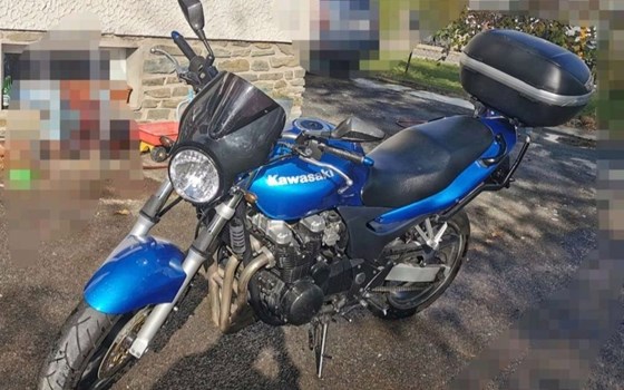 Gebrauchtmotorrad Kawasaki ZR-7 - Bild 1