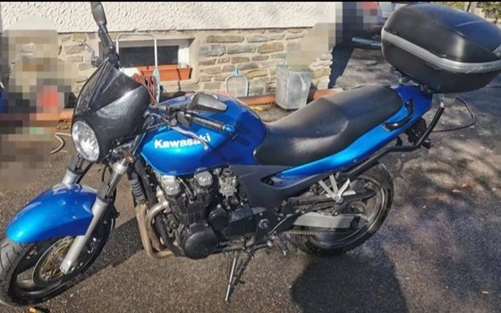 Gebrauchtmotorrad Kawasaki ZR-7 - Bild 2