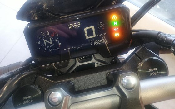 Gebrauchtmotorrad Honda CB650R - Bild 5