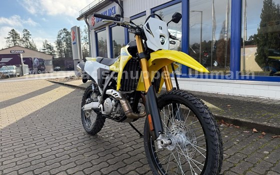 Neufahrzeug Suzuki DR-Z4S - Bild 11