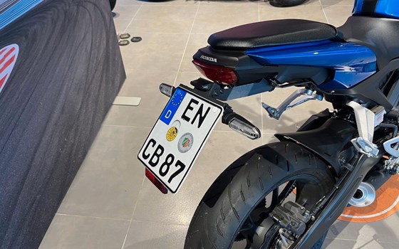 Gebrauchtmotorrad Honda CB125R - Bild 7