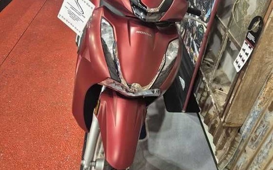 Gebrauchtmotorrad Honda SH350i - Bild 7