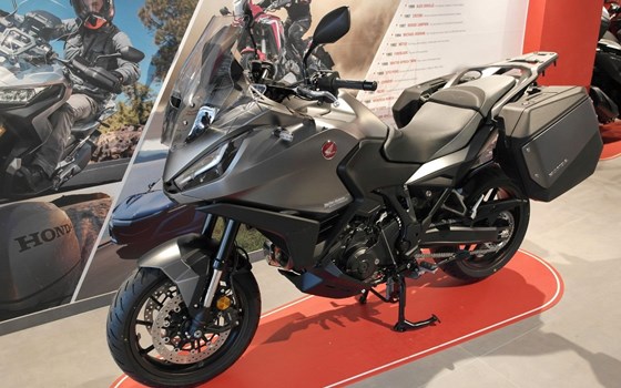 Gebrauchtmotorrad Honda NT1100 - Bild 2