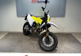 Neumotorrad Husqvarna 701 Supermoto