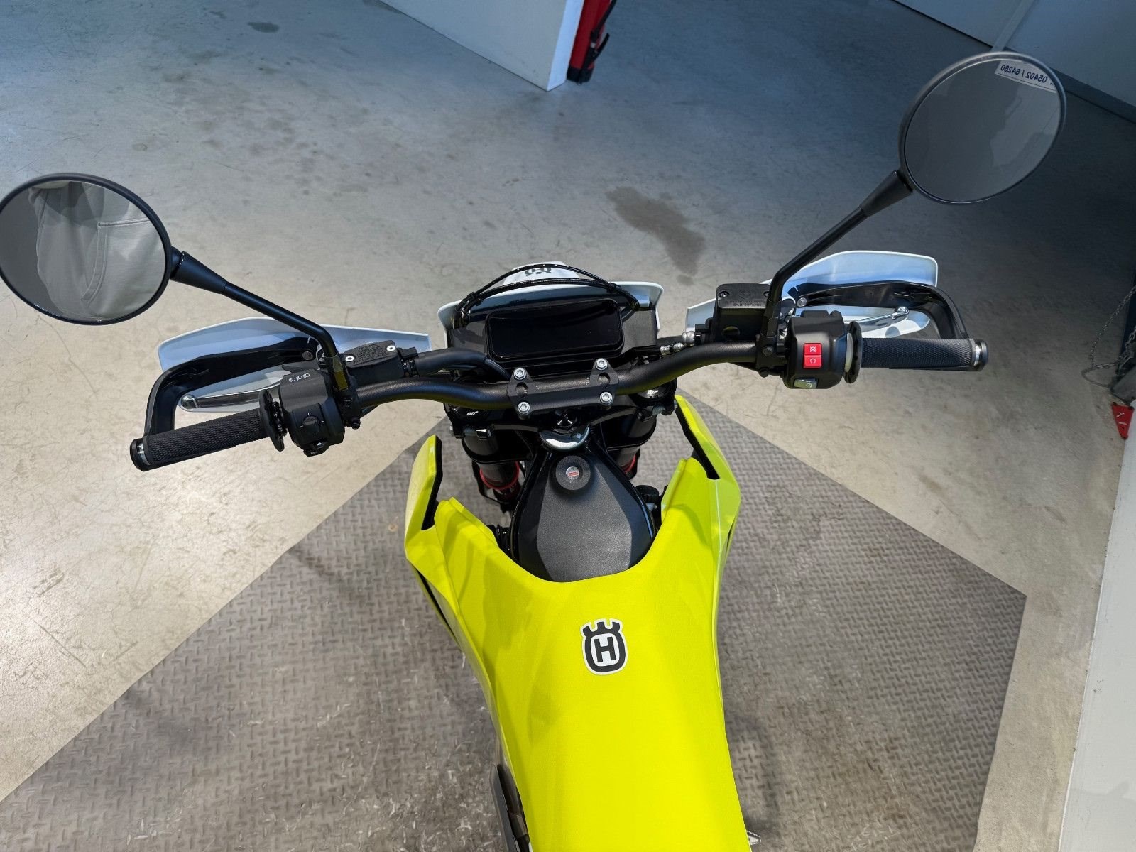 Husqvarna 701 Supermoto