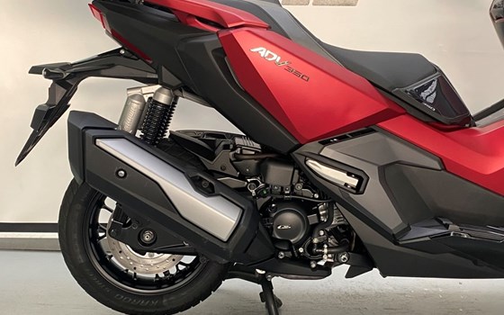 Gebrauchtmotorrad Honda ADV350 - Bild 2