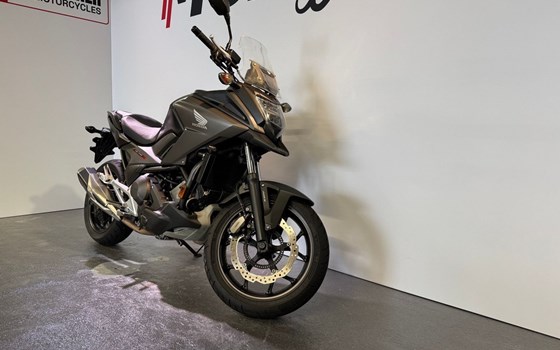 Gebrauchtmotorrad Honda NC750X DCT - Bild 3