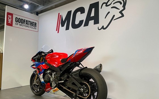 Gebrauchtmotorrad Honda CBR1000RR-R Fireblade - Bild 4