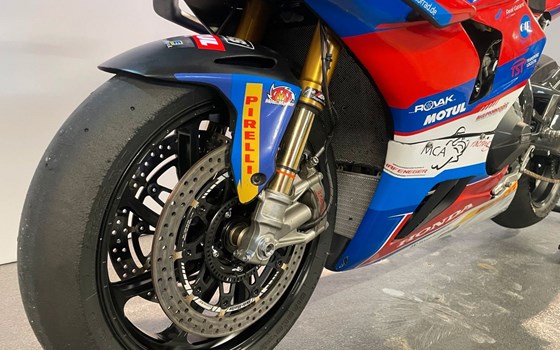 Gebrauchtmotorrad Honda CBR1000RR-R Fireblade - Bild 6