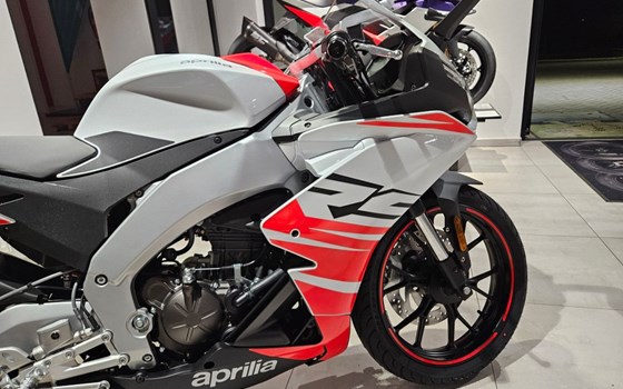 Neufahrzeug Aprilia RS 125 - Bild 8