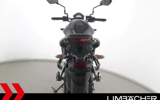 Gebrauchtmotorrad Kawasaki ER-6n - Bild 17