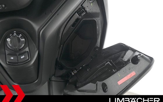 Gebrauchtmotorrad Yamaha XMAX 125 - Bild 20
