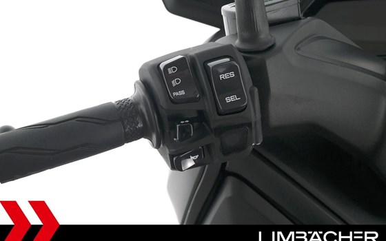 Gebrauchtmotorrad Yamaha XMAX 125 - Bild 21