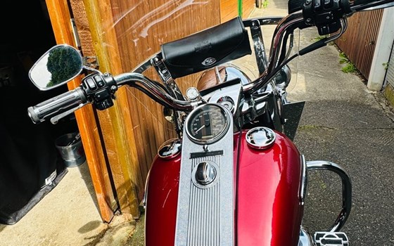 Gebrauchtmotorrad Harley-Davidson Road King Classic FLHRC - Bild 5