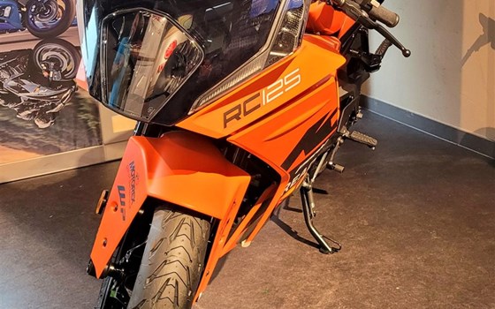 Neufahrzeug KTM RC 125 - Bild 7