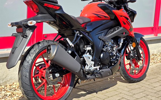 Gebrauchtmotorrad Suzuki GSX-S125 - Bild 3