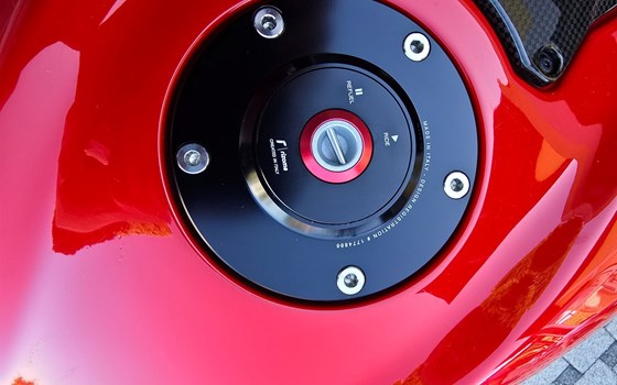 Gebrauchtmotorrad Ducati Streetfighter S - Bild 12