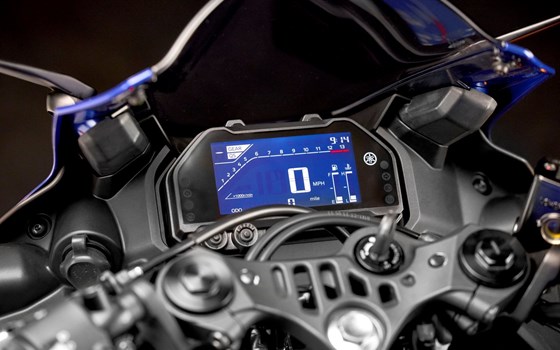 Neufahrzeug Yamaha R3 - Bild 7