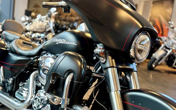 Gebrauchtmotorrad Harley-Davidson Touring Street Glide Special FLHXS - Bild 14