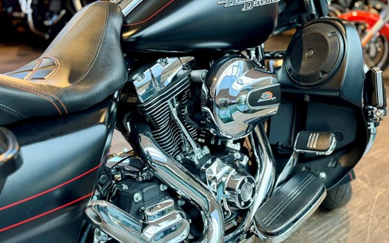 Gebrauchtmotorrad Harley-Davidson Touring Street Glide Special FLHXS - Bild 18