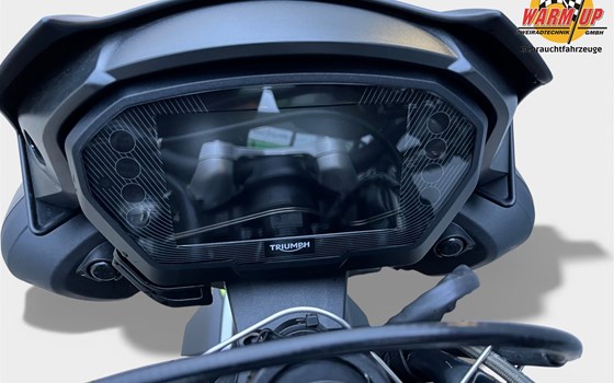 Gebrauchtmotorrad Triumph Street Triple 765 RS - Bild 8