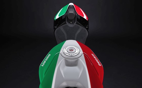 Neufahrzeug Ducati Panigale V4 Tricolore - Bild 6