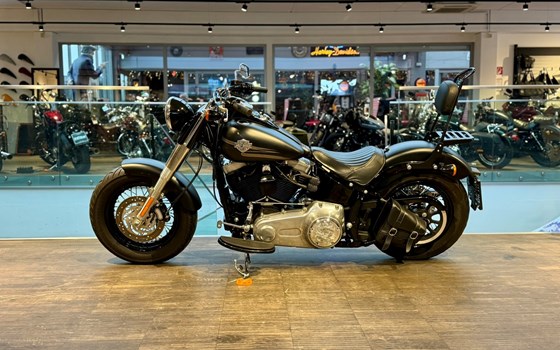 Gebrauchtmotorrad Harley-Davidson Softail Slim FLS - Bild 3